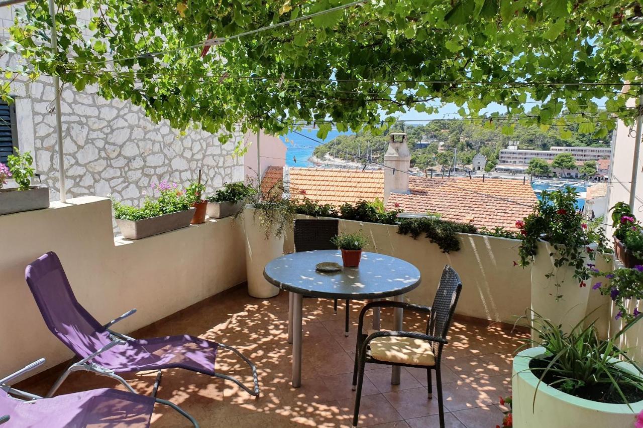 Tia Guest house